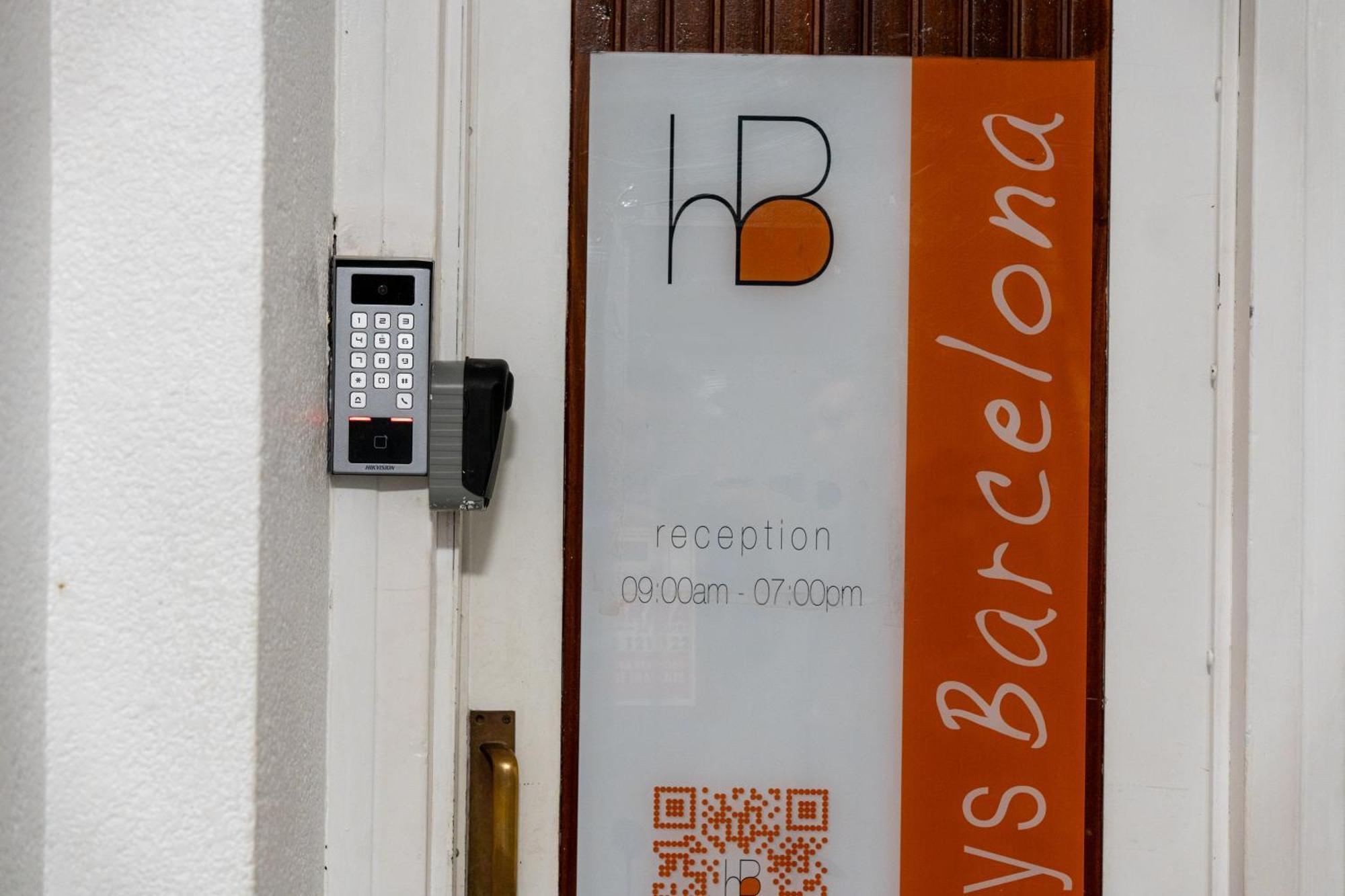 Holidaysbcn Rooms Barcelona Kültér fotó